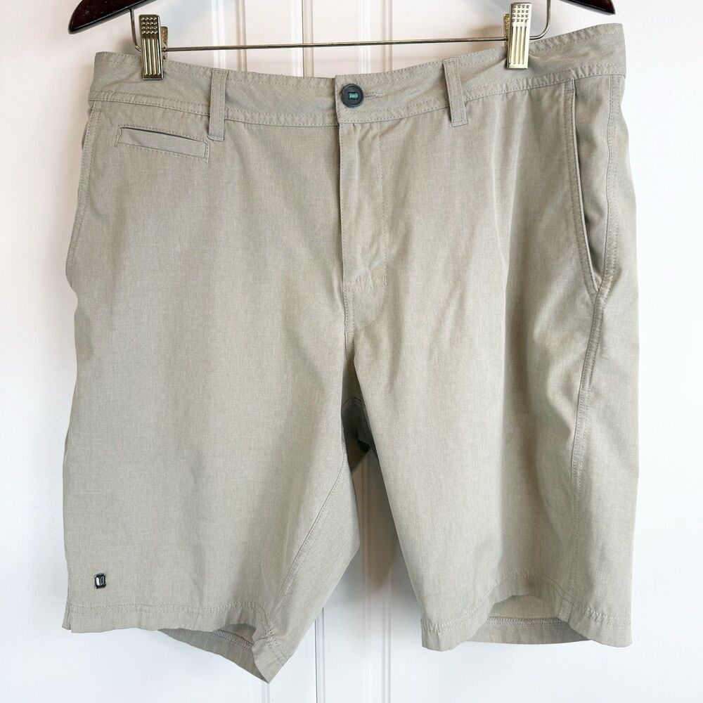 Linksoul Boardwalker Golf Shorts Tan Beige Size 35 LS6511 Stretch Repreve Men's